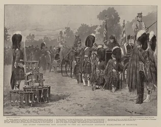 Die Königin überreicht neue Farben an das 2. Bataillon der Seaforth Highlanders in Balmoral